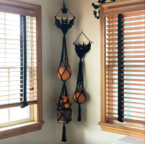 🎃 DIY Halloween Macramé Bat Hanger Pattern 🎃